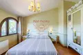 Commercial property 300 m² in Pisa, Italy