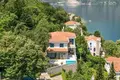 Villa de 9 habitaciones 241 m² Kostanjica, Montenegro