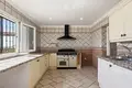 4 bedroom house 295 m² Manilva, Spain