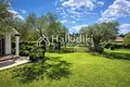 Atterrir 11 000 m² Nikiti, Grèce