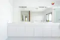 5 bedroom villa 230 m² Miraverde, Spain