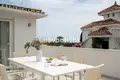 Haus 5 Schlafzimmer 333 m² Dos Hermanas, Spanien