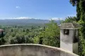 Parcelas  Karousades, Grecia