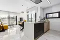 Mieszkanie 2 pokoi 75 m² Orihuela, Hiszpania
