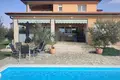 3-Schlafzimmer-Villa 242 m² Galizana, Kroatien