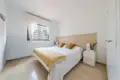 Mieszkanie 2 pokoi 135 m² Manilva, Hiszpania