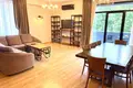 Mieszkanie 4 pokoi 160 m² Tbilisi, Gruzja