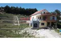 Casa 450 m² Peze Helmes, Albania