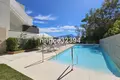 Wohnung 3 Schlafzimmer 329 m² Benahavis, Spanien