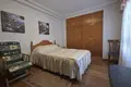 Mieszkanie 3 pokoi 129 m² Torrevieja, Hiszpania