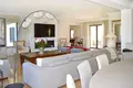 5 bedroom villa 380 m² in France, France