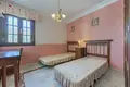 4 bedroom house 260 m² Casares, Spain