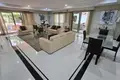 Wohnung 2 Schlafzimmer 359 m² Marbella, Spanien