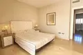 2 bedroom apartment 80 m² Estepona, Spain