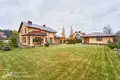 Коттедж 5 комнат 271 м² Ратомка, Беларусь