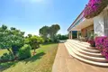 4 bedroom house 614 m² Dos Hermanas, Spain