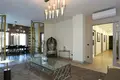 4 bedroom apartment 197 m² Sariyer, Turkey