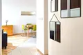 Commercial property 3 rooms 55 m² in Warsaw, Poland