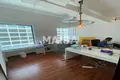 Oficina 100 m² en Dubái, Emiratos Árabes Unidos
