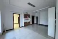 Villa 7 rooms 468 m² in Sangkat Boeng Reang, Cambodia