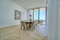 4-Schlafzimmer-Villa 350 m² Aradippou, Zypern