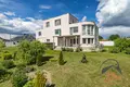 Cottage 630 m² Chaciezyna, Belarus