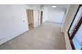 Office 200 m² in Tirana Municipality, Albania