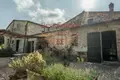 Nieruchomości komercyjne 700 m² Siena, Włochy
