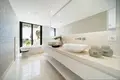 5-Schlafzimmer-Villa 630 m² Marbella, Spanien