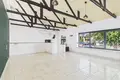 Коммерческое помещение 1 комната 83 м² в Отвоцке, Польша