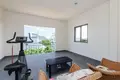 Villa mit 2 Schlafzimmern 345 m² Rawai, Thailand