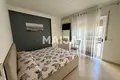 Casa  Bashkia Vlore, Albania