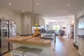 Haus 6 Schlafzimmer 484 m² Dos Hermanas, Spanien