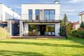 6 room house 207 m² in Krobia, Poland