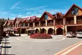Hôtel 8 893 m² à Wysokie, Pologne