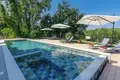 Haus 4 Schlafzimmer 240 m² Buroli, Kroatien