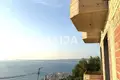 Casa  Bashkia Vlore, Albania