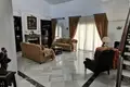 Haus 5 Schlafzimmer 387 m² Dos Hermanas, Spanien