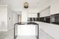 Commercial property 145 m² in Warsaw, Poland