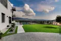 4 bedroom Villa  Parekklisia, Cyprus