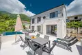 4-Schlafzimmer-Villa 250 m² Mrcevac, Montenegro