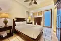 Kondominium 2 Schlafzimmer 135 m² West Bay, Honduras
