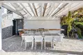 Haus 4 Schlafzimmer 243 m² Dos Hermanas, Spanien