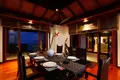 6 bedroom villa 1 500 m² Ban Bang Thao, Thailand