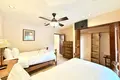 2 bedroom condo 125 m² West Bay, Honduras