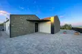 Villa mit 2 Schlafzimmern 145 m² Umag, Kroatien