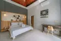 Villa de tres dormitorios 250 m² Kerobokan Kelod, Indonesia