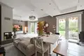 Дом 4 комнаты 198 м² Марупе, Латвия