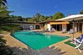 Villa de tres dormitorios 230 m² en Francia, Francia