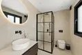 6 bedroom house 648 m² Dos Hermanas, Spain